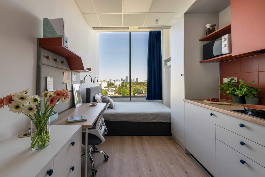Studio classic, Shed Sky Living (Warszawa)